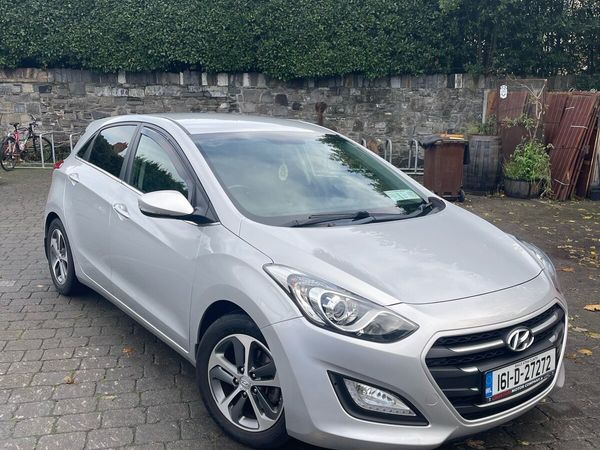 Hyundai i30 Hatchback, Diesel, 2016, Silver