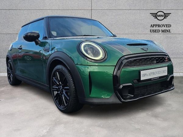 Mini Cooper Hatchback, Petrol, 2023, Green