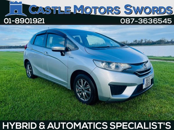 Honda Fit Hatchback, Petrol Hybrid, 2015, Silver