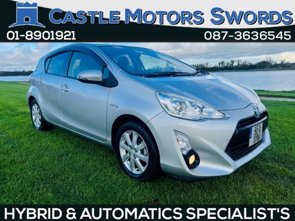 Toyota Aqua Hatchback, Petrol Hybrid, 2015, Silver