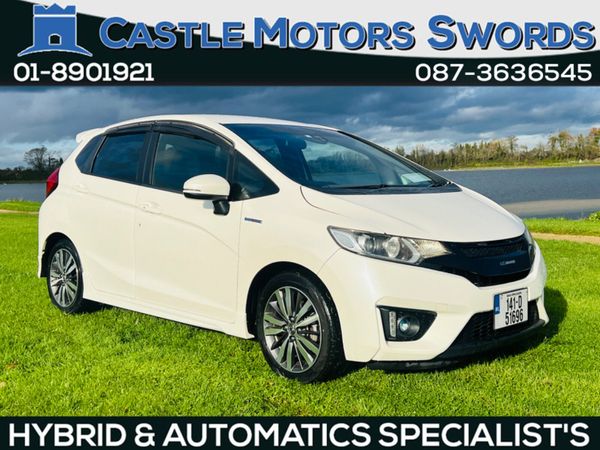 Honda Fit Hatchback, Petrol Hybrid, 2014, White