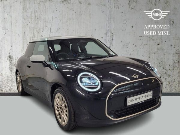 Mini Cooper Hatchback, Electric, 2024, Black