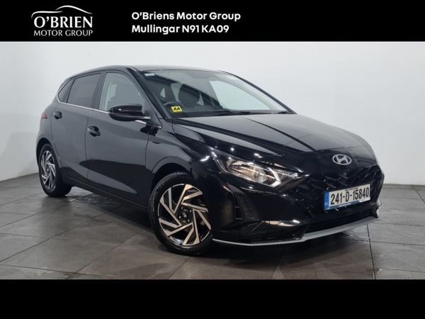 Hyundai i20 Hatchback, Petrol, 2024, Black