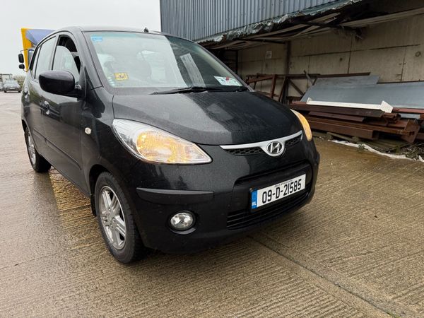 Hyundai i10 Hatchback, Petrol, 2009, Black