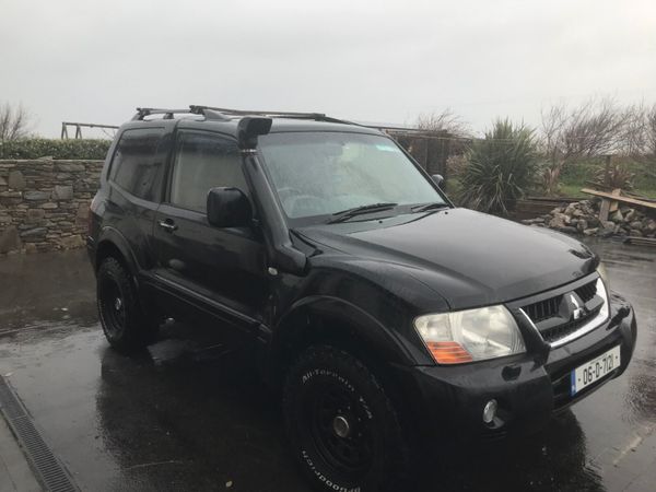 Mitsubishi Pajero SUV, Diesel, 2006, Black