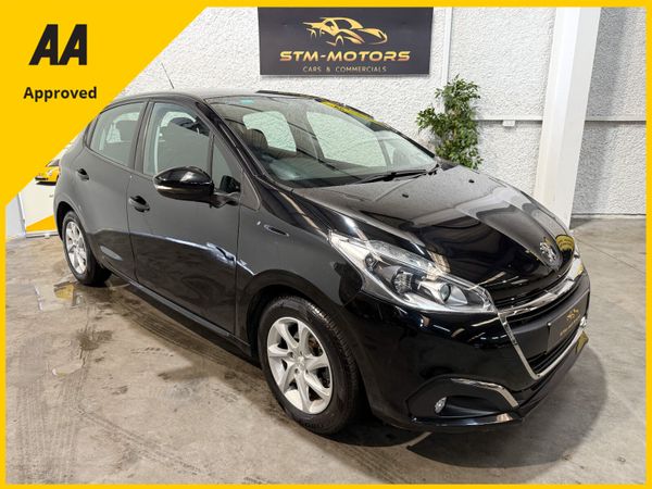 Peugeot 208 Hatchback, Petrol, 2019, Black