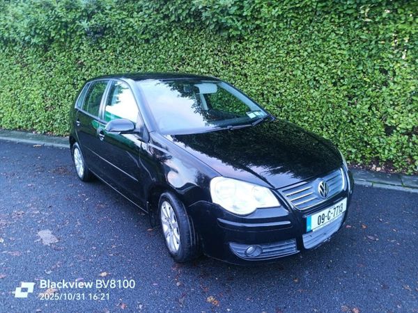 Volkswagen Polo Hatchback, Petrol, 2009, Black