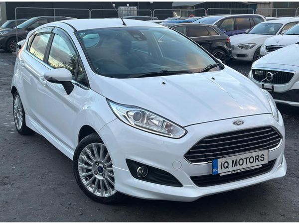 Ford Fiesta Hatchback, Petrol, 2016, White