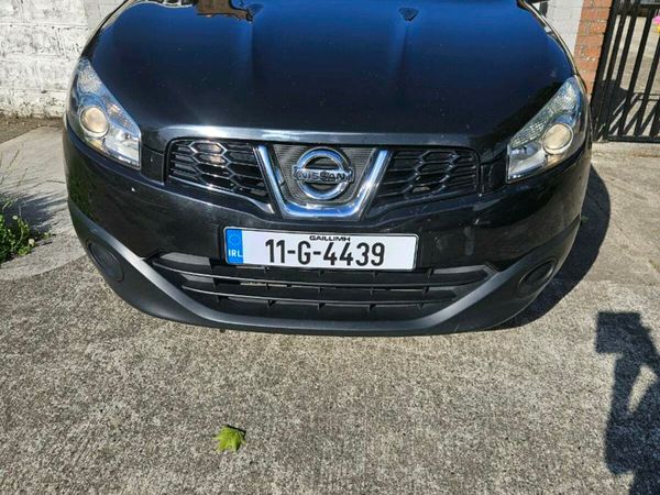 Nissan Qashqai Hatchback, Diesel, 2011, Black