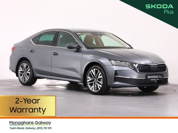 Skoda Octavia Hatchback, Diesel, 2025, Grey
