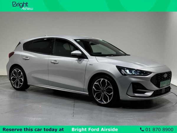 Ford Focus Hatchback, Diesel, 2024, Grey