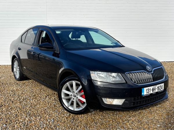 Skoda Octavia Hatchback, Diesel, 2013, Black