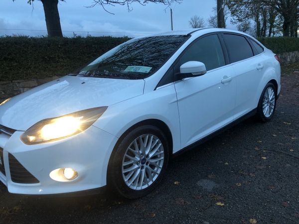 Ford Focus Saloon, Diesel, 2014, White