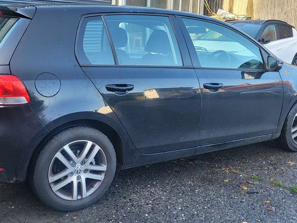 Volkswagen Golf Hatchback, Diesel, 2010, Black