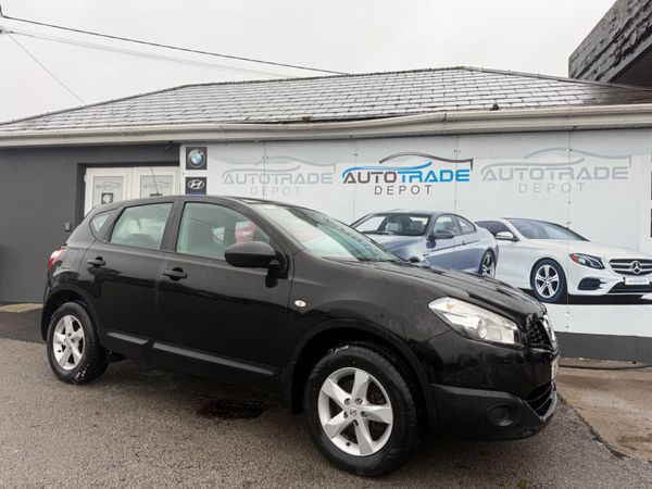 Nissan Qashqai Hatchback, Diesel, 2012, Black