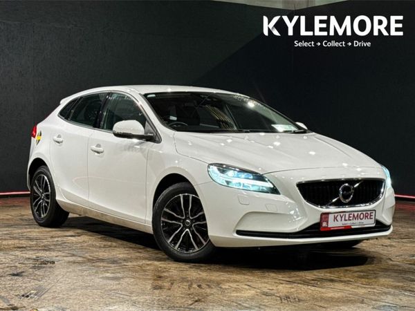 Volvo V40 Hatchback, Petrol, 2019, White