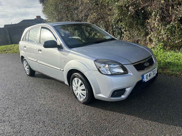 Kia Rio Hatchback, Diesel, 2010, Silver