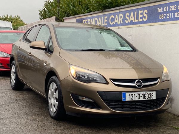 Opel Astra Saloon, Diesel, 2013, Bronze