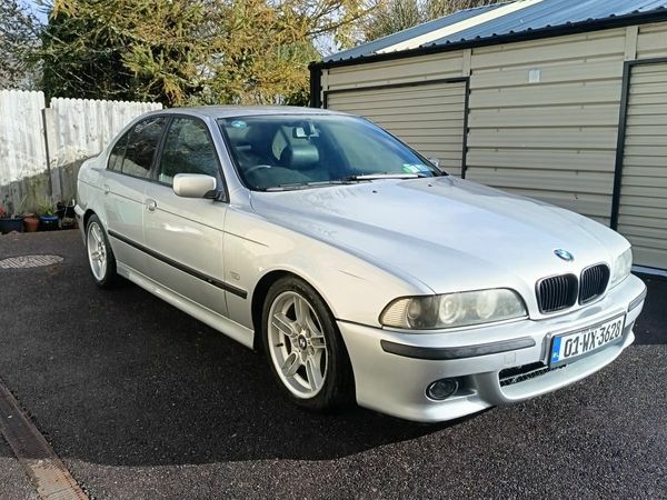 BMW 5-Series Saloon, Petrol, 2001, Silver