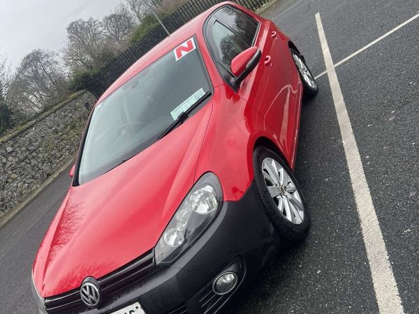 Volkswagen Golf Hatchback, Diesel, 2012, Red