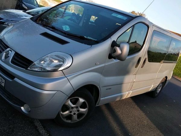 Renault Trafic MPV, Diesel, 2010, Silver