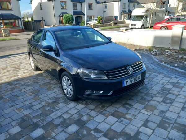 Volkswagen Passat Saloon, Diesel, 2011, Black