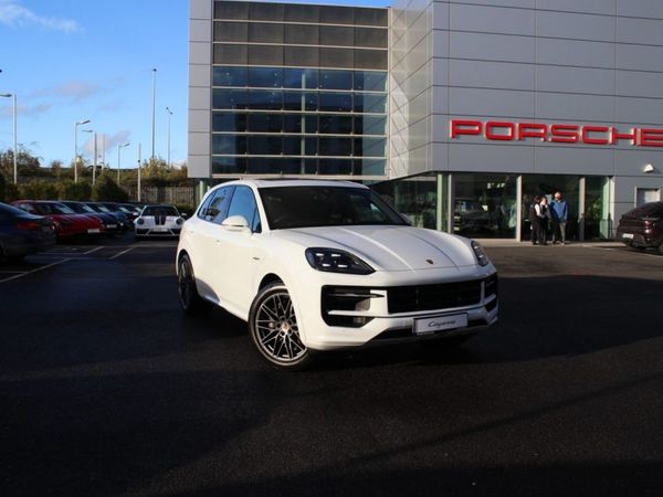 Porsche Cayenne SUV, Petrol Hybrid, 2025, White