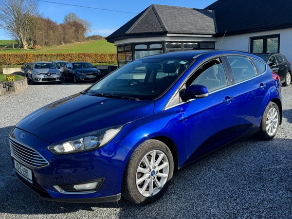Ford Focus Hatchback, Diesel, 2017, Blue