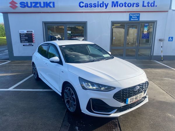 Ford Focus Hatchback, Petrol, 2023, White