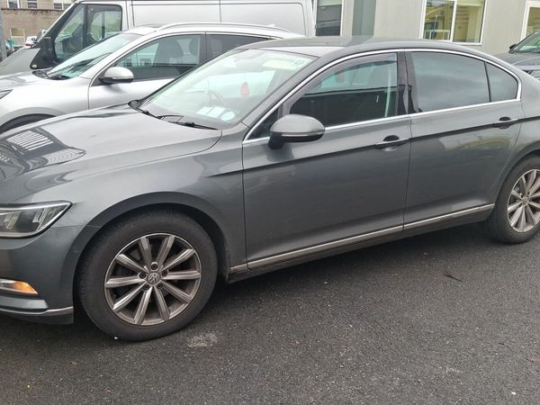 Volkswagen Passat Saloon, Diesel, 2016, Grey