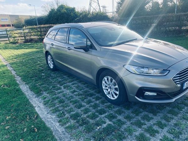 Ford Mondeo Estate/Jeep, Diesel, 2020, Grey