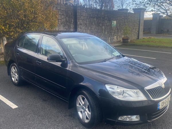 Skoda Octavia Saloon, Diesel, 2013, Black