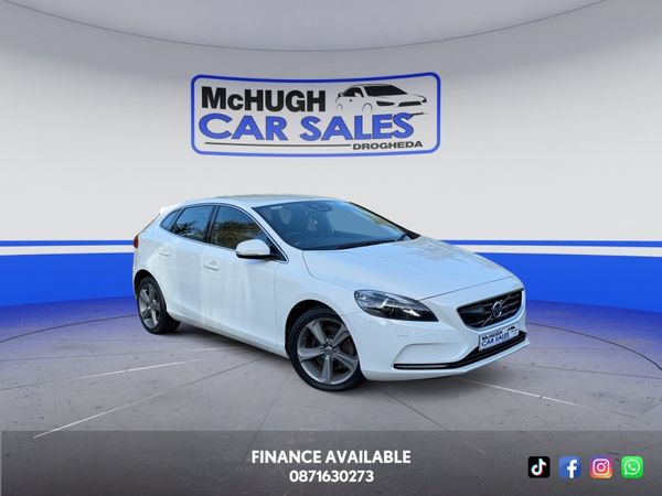 Volvo V40 Hatchback, Petrol, 2014, White
