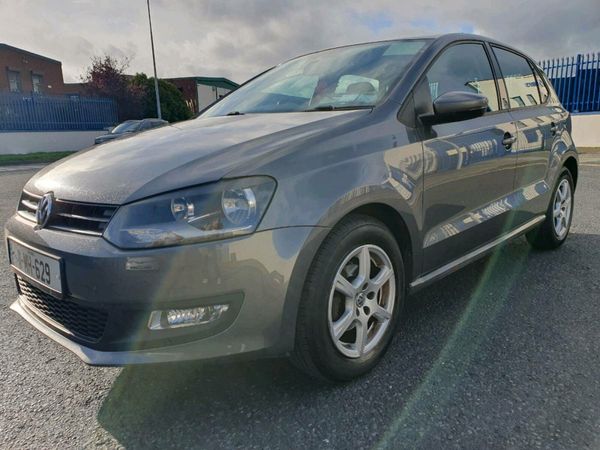 Volkswagen Polo Hatchback, Petrol, 2011, Grey