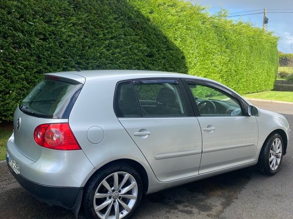 Volkswagen Golf Hatchback, Petrol, 2008, Silver