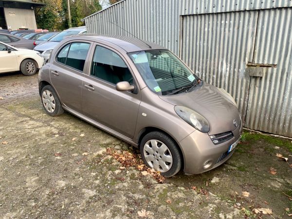 Nissan Micra Hatchback, Petrol, 2006, Gold