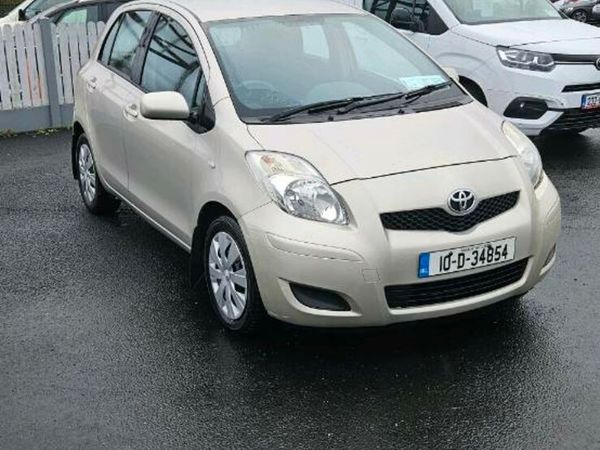 Toyota Yaris Hatchback, Petrol, 2010, Beige