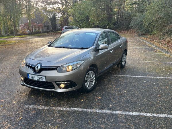 Renault Fluence Saloon, Diesel, 2014, Gold