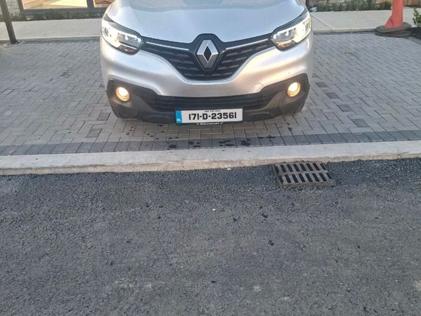 Renault Kadjar SUV, Diesel, 2017, Grey