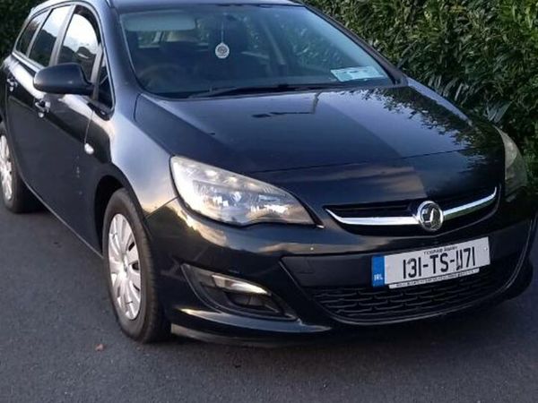 Vauxhall Astra Estate, Diesel, 2013, Black