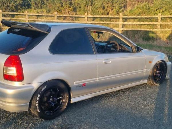 Honda Civic Hatchback, Petrol, 1999, Silver