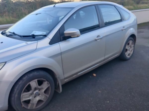 Ford Focus Hatchback, Diesel, 2010, Silver