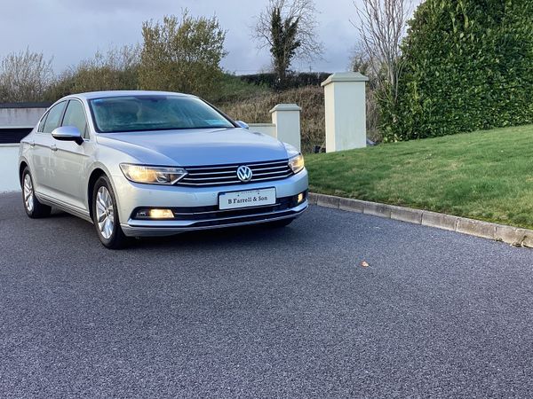 Volkswagen Passat Saloon, Diesel, 2015, Silver