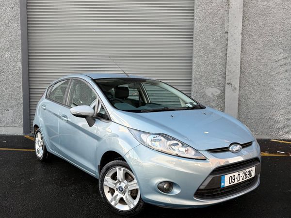 Ford Fiesta Hatchback, Petrol, 2009, Blue