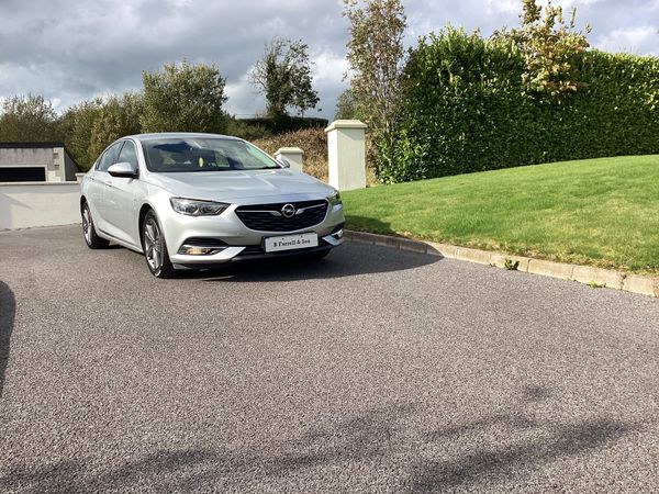 Opel Insignia Hatchback, Diesel, 2021, Grey