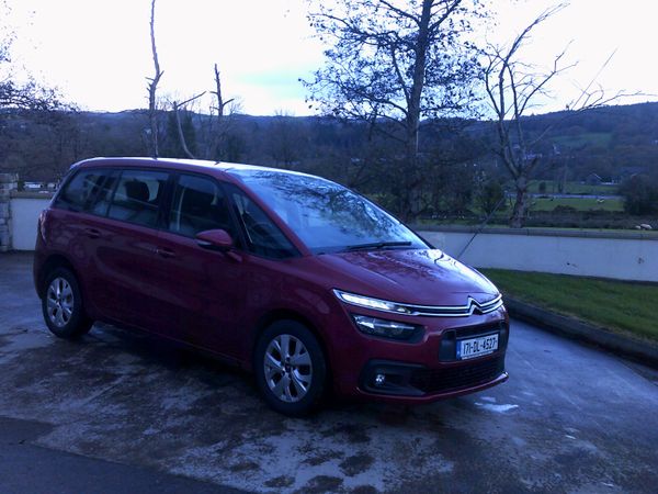 Citroen C4 Hatchback, Diesel, 2017, Red