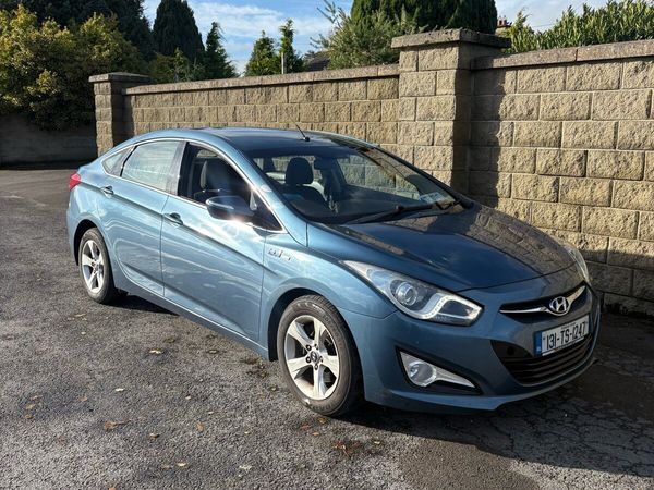 Hyundai i40 Saloon, Diesel, 2013, Blue