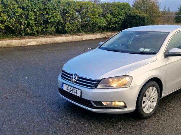 Volkswagen Passat Saloon, Diesel, 2014, Silver