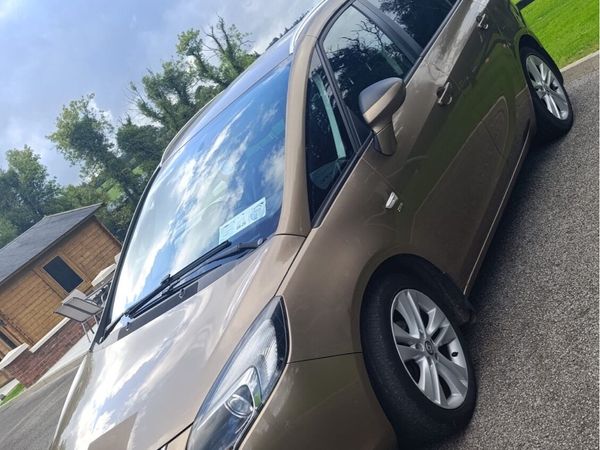 Vauxhall Zafira MPV, Diesel, 2014, Brown