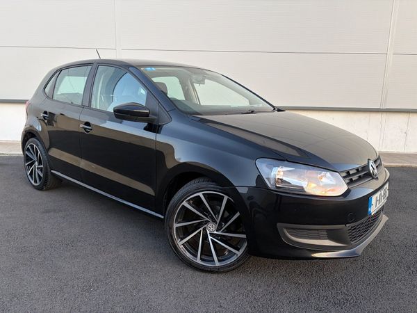 Volkswagen Polo Hatchback, Petrol, 2011, Black